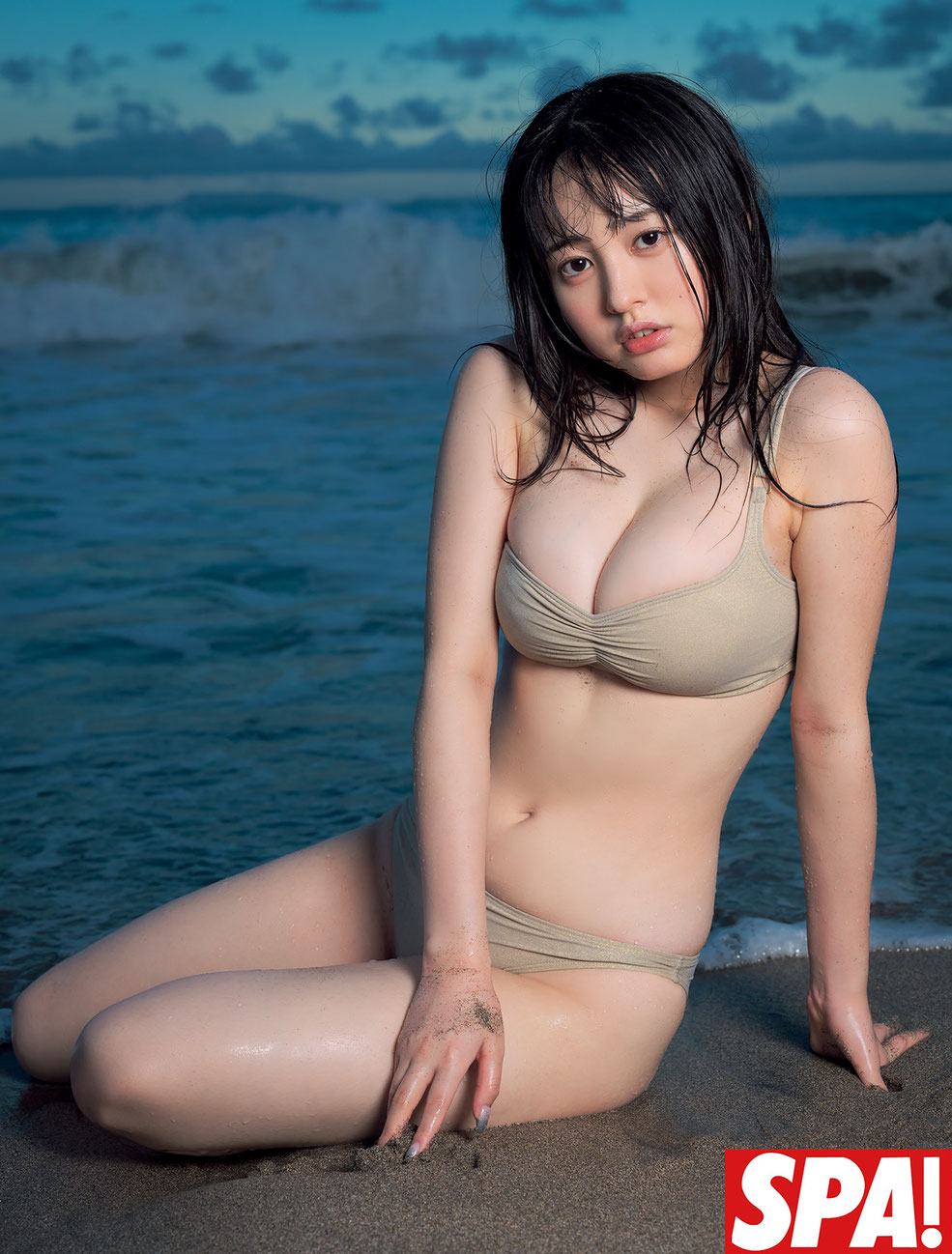 撮影:唐木貴央 ヘアメイク:新井祐美子 スタイリング:菊地文子