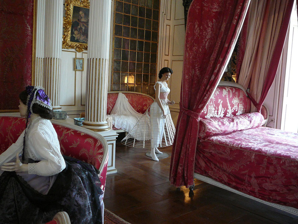 La chambre du roi qui accueillit en premier le roi Louis XIV et en dernier Hailé Sélassié, empereur d’Ethiopie.