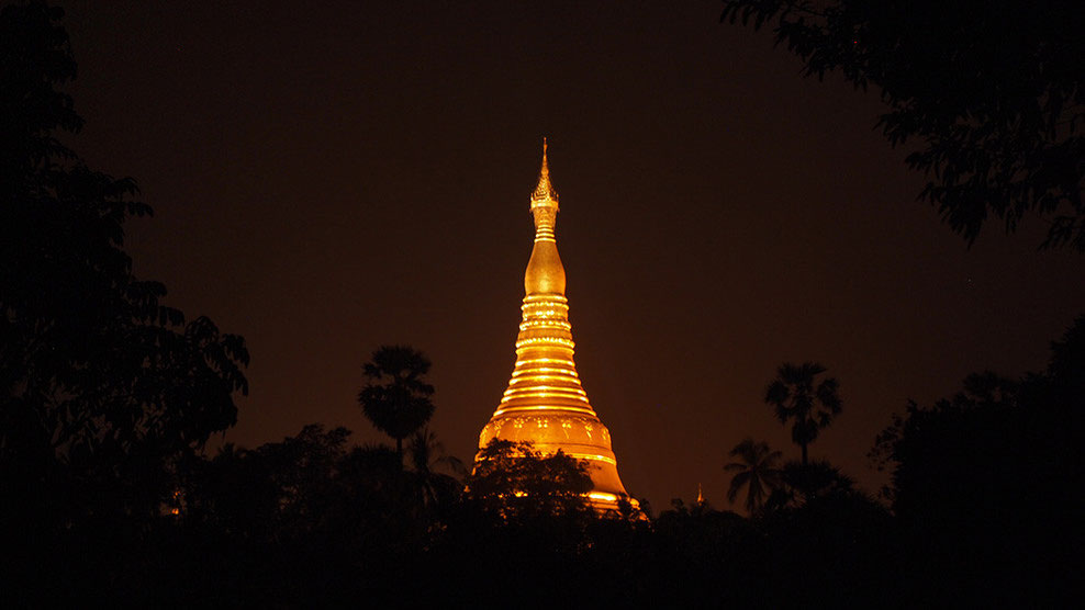 2013-Dec-09 As gold as it gets, Shwedagon pagoda, Yangon, Myanmar