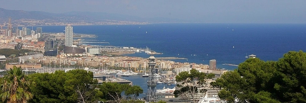 Stadtpanorama  am Meer - Barcelona