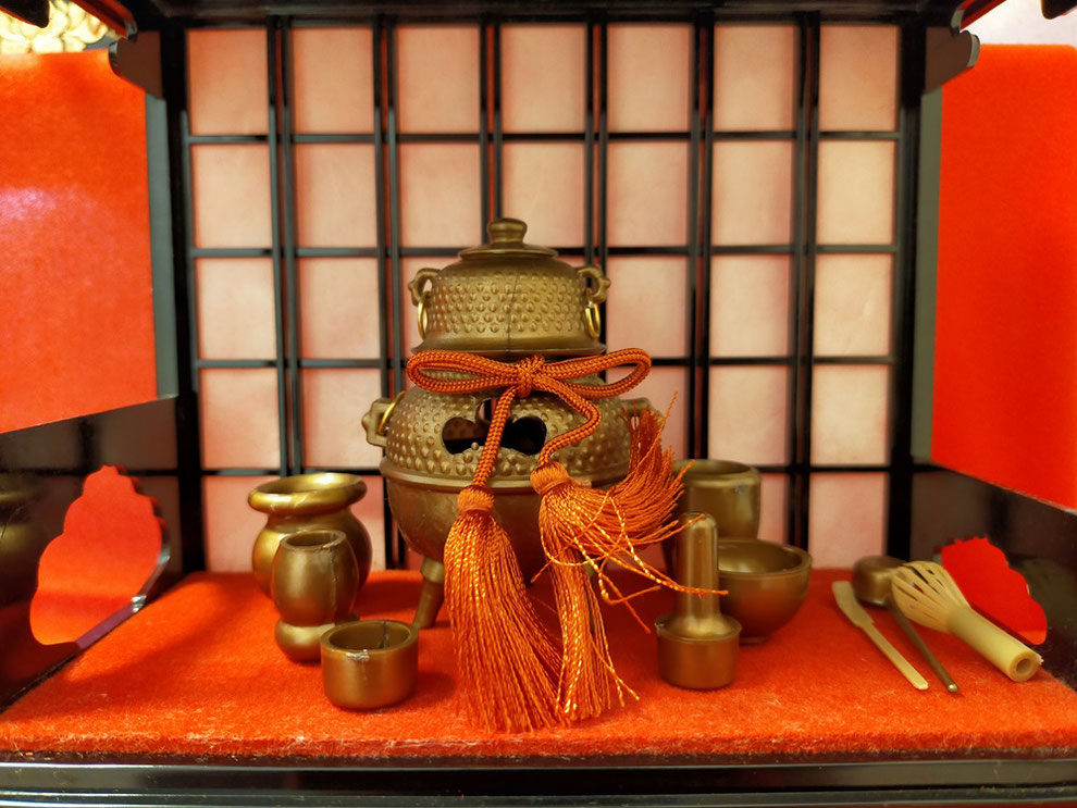 ひなまつり。ひな壇飾りの展示。いざなみ宅建。