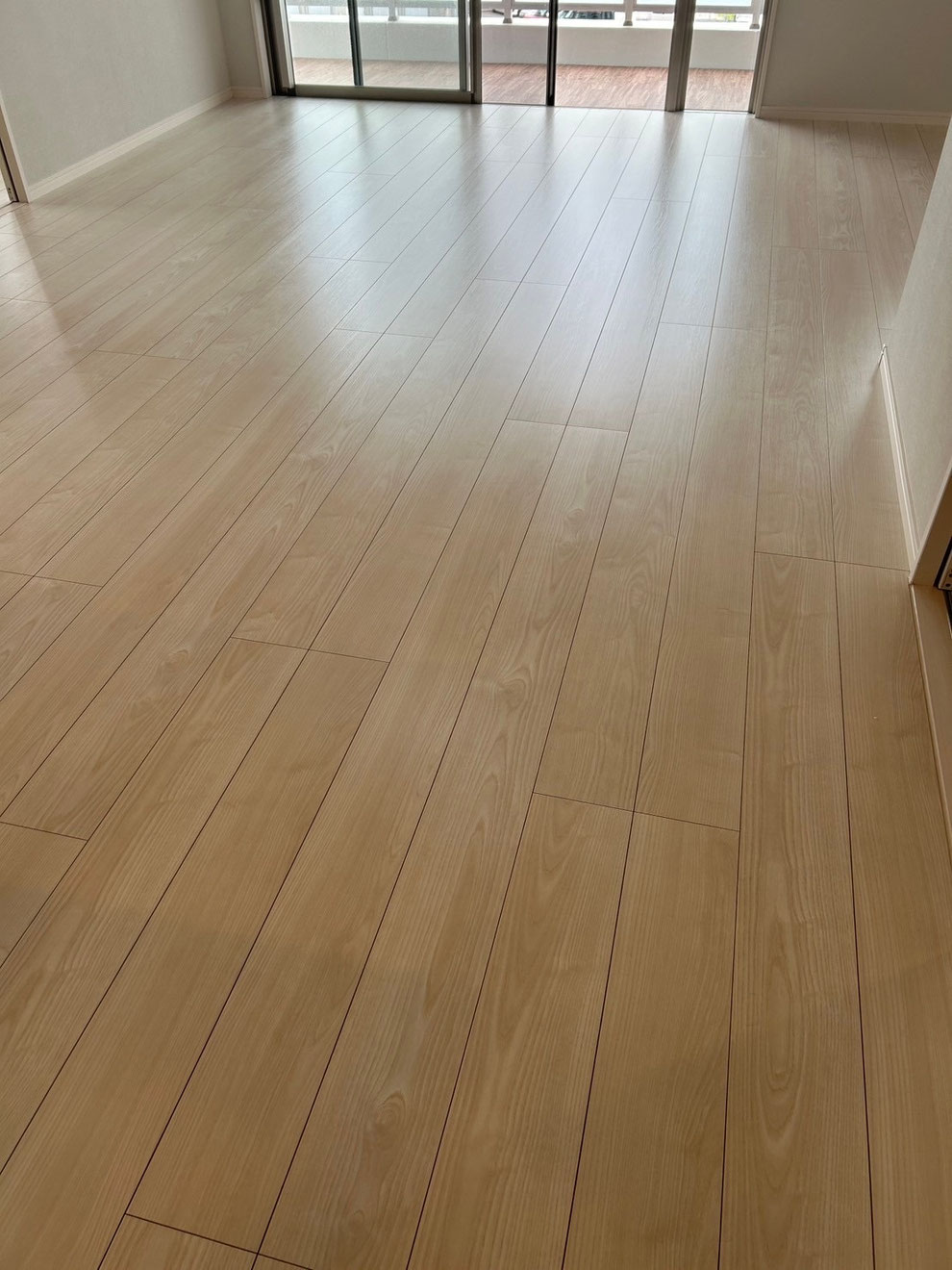 茨木市　新築マンション  ガラスフロアコーティング