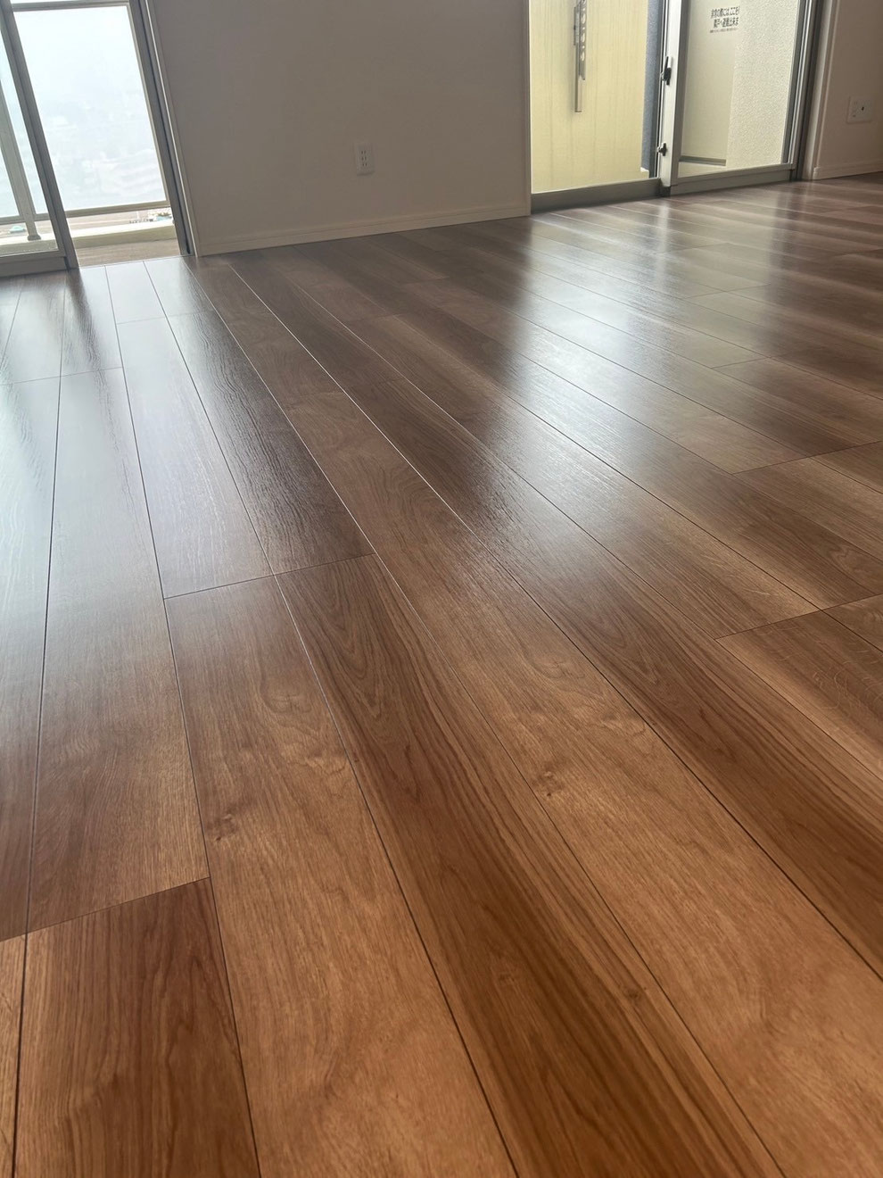 茨木市　新築マンション  ガラスフロアコーティング