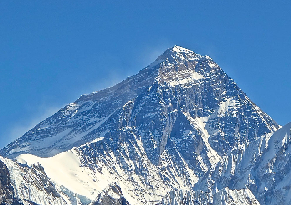 Mount Everest, Sagarmatha von Gokyo Ri; entnommen von Wikipedia