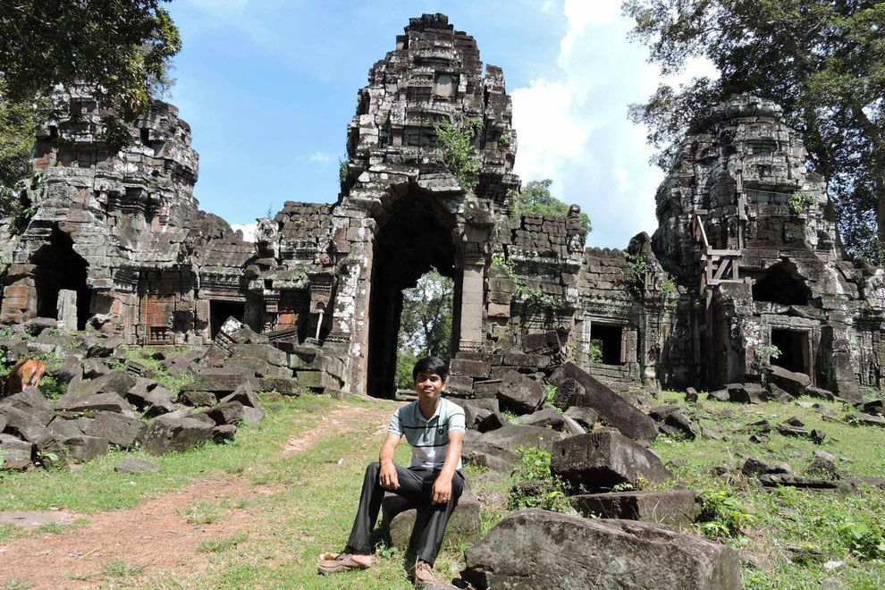 カンボジア日本語ガイドチーム