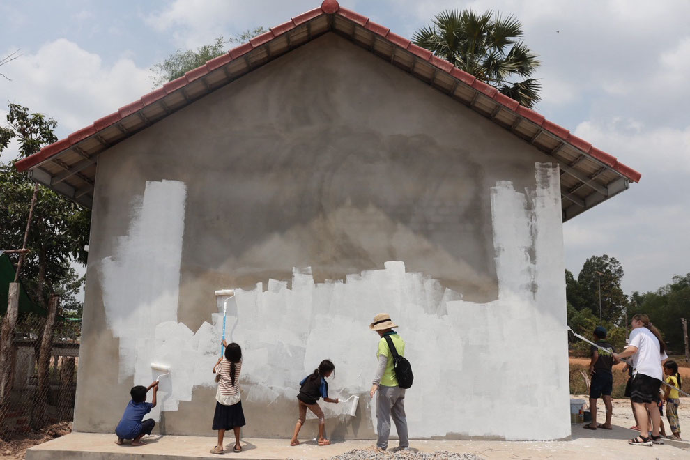 building school with children of Cambodian & Japanese