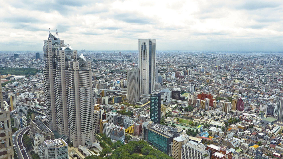 Image of Tokyo skyscrapers.  Tokyo is one of the 4 regions designated as startup global base cities in Japan