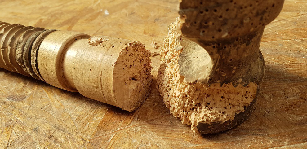 Neben neuen Gewindespindeln aus Holz für eure Hobelbank bieten wir auch die Reparatur klassischer und historischer Spindeln an.