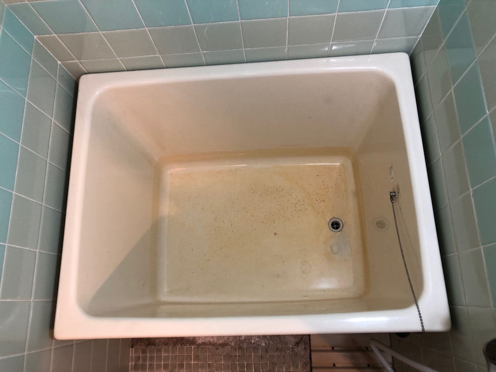 賃貸マンションFRP浴槽再生塗装