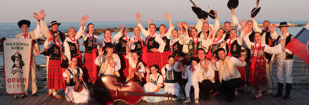 фестиваль танцев и музыки в Италии