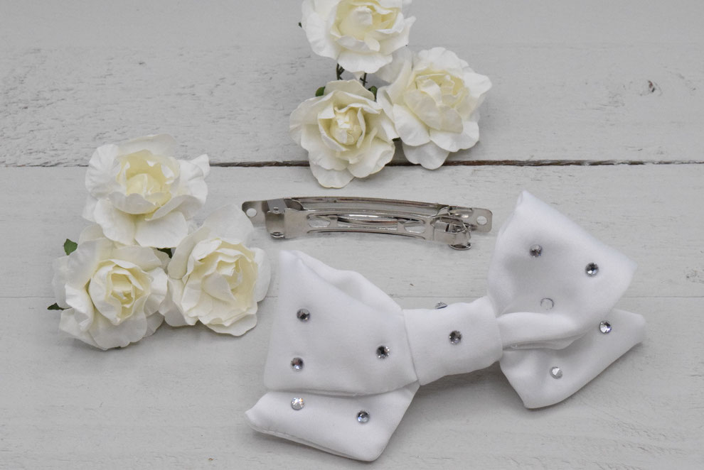 barrette noeud satin blanc avec strass fait-main à Toulouse