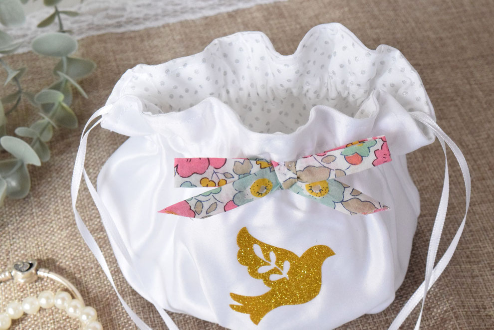 Aumônière sac bourse communion mariage Colombe doré et Noeud Liberty Cupcake