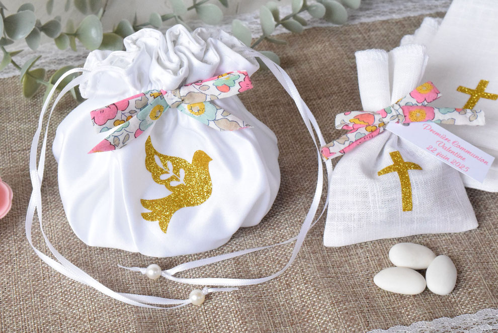 Aumônière sac bourse communion mariage Colombe doré et Noeud Liberty Cupcake et sachet pochon lin balnc pour dragées