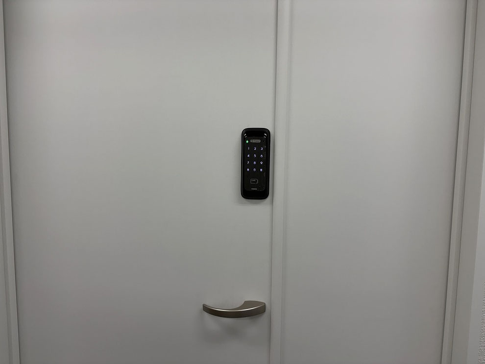 デジタルロックGRT-401T取付後（画面通電時）