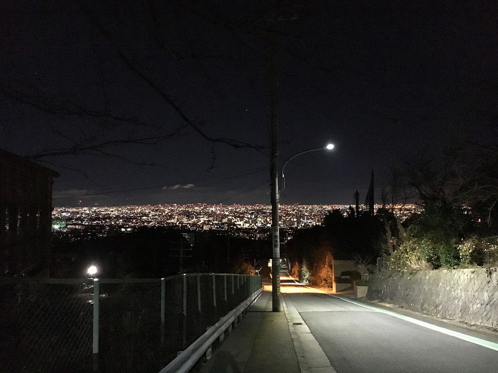 神戸から大阪の夜景