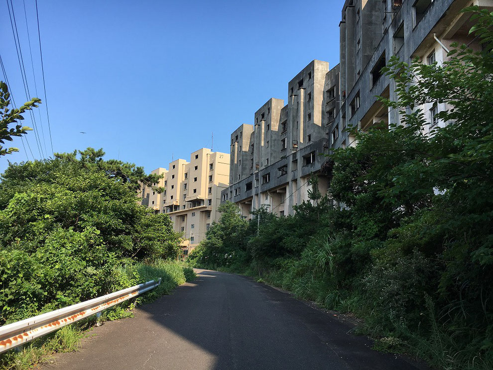 池島の八階建てアパート