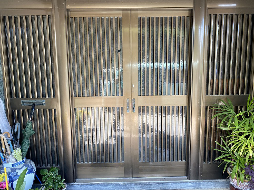 武雄市のお家に付いていた両引戸