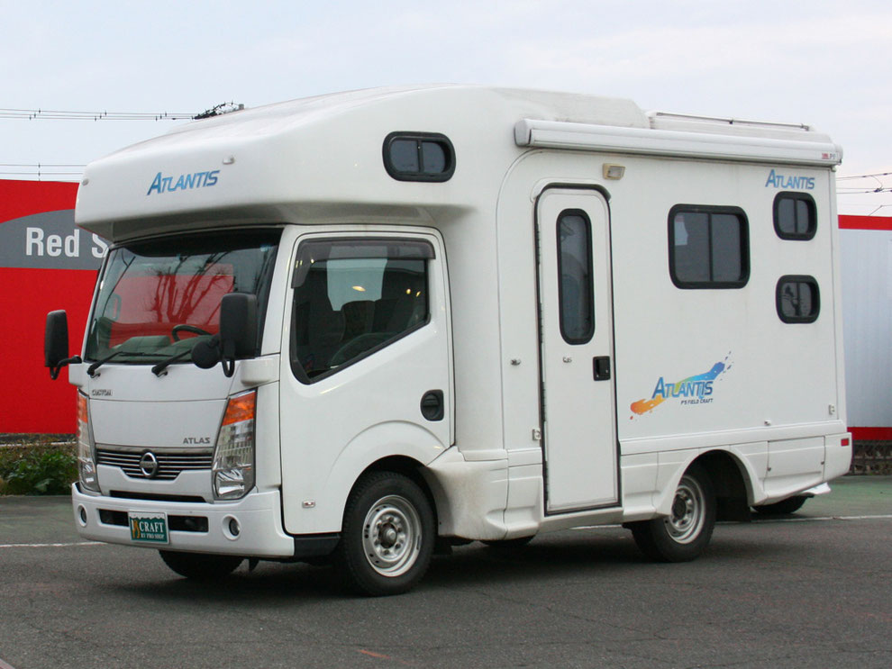 アトラス キャンピングカー キャブコン 国内自動車本体