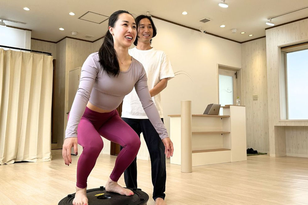 宝塚のパーソナルジム　いき　で指導する若槻トレーナー