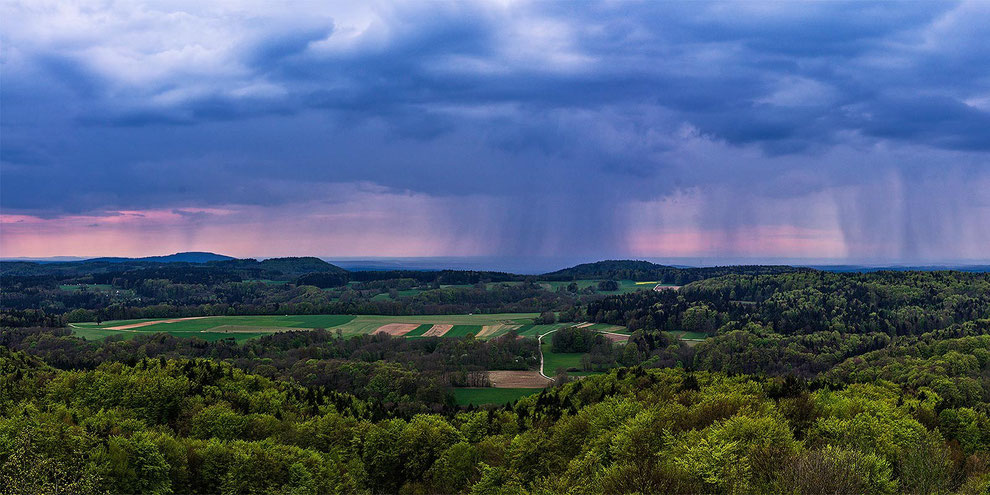 Frühjahrschauer über Franken | © Bernhard Thum