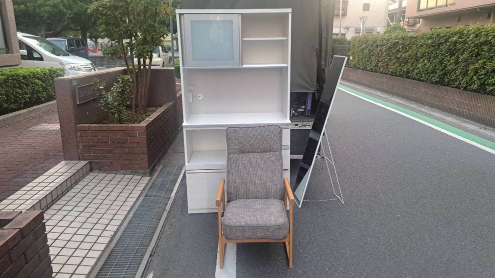 千葉県、船橋市、薬円台　のお客様  遺品整理, 家財整理 と 遺品処理、不用品出張買取りの作業を致しました