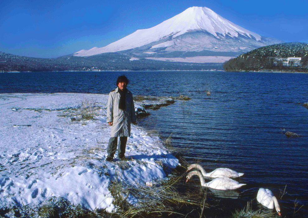 7  .   富士山 山中湖 大白鳥