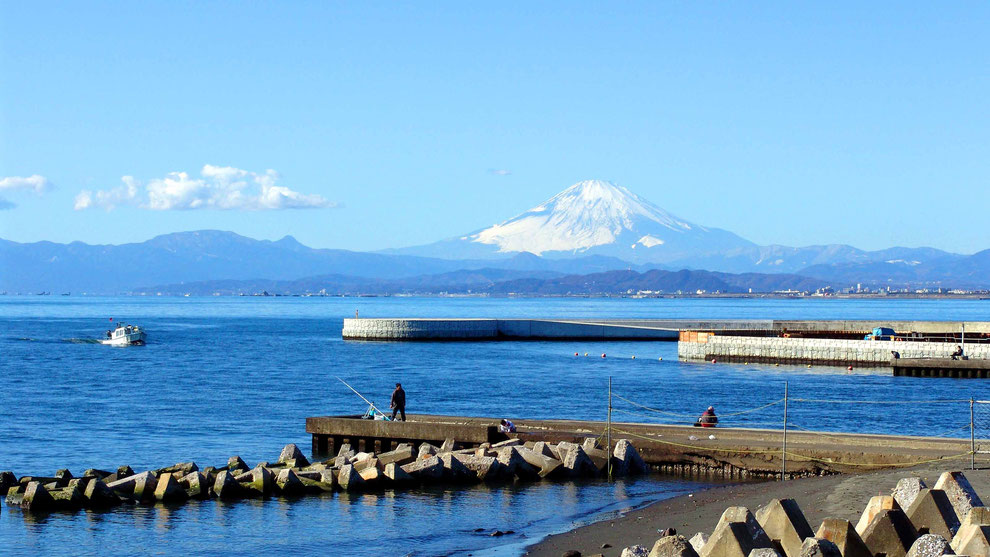 世界の自然遺産   日本  神奈川  三浦半島 鎌倉 江ノ島 富士山 冬の風景