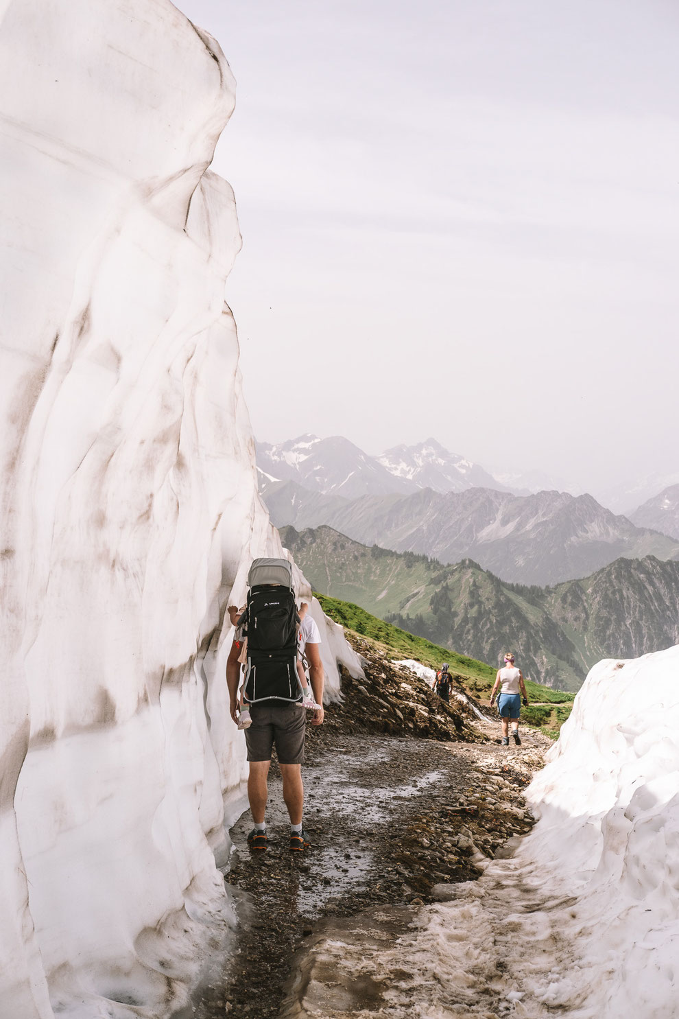 Jägersberg – your happy place in the Bavarian Alps High above Oberstdorf, where comfort feels natural and the view never gets old. Member of Mountain Hideaways ©Mela Hipp