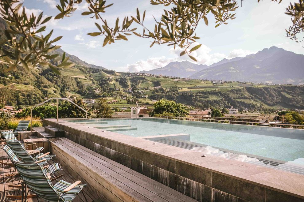 DAS DORNER, Boutiquehotel mit Wellness/Spa/Pool/Infinitypool - Algund bei Meran - Südtirol ... Member of Mountain Hideaways - die schönsten Hotels in den Alpen ©Mela Hipp