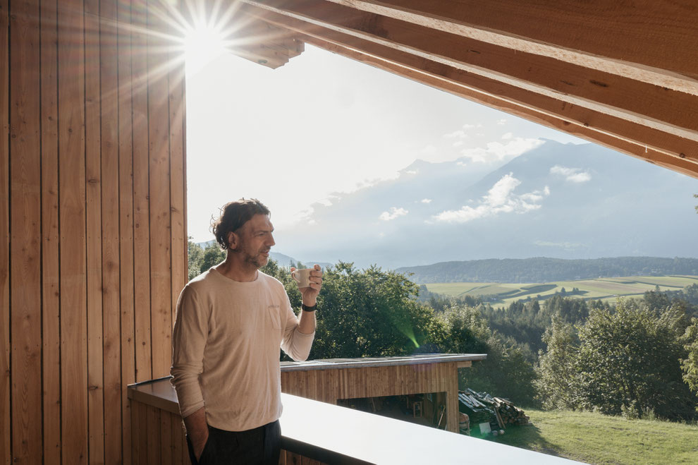 DAS1494 • Holidays in a Historic Landmark | Apartments on the Mieming Plateau in Tyrol - Austria • Member of Mountain Hideaways ©MarikaUnterladstätter