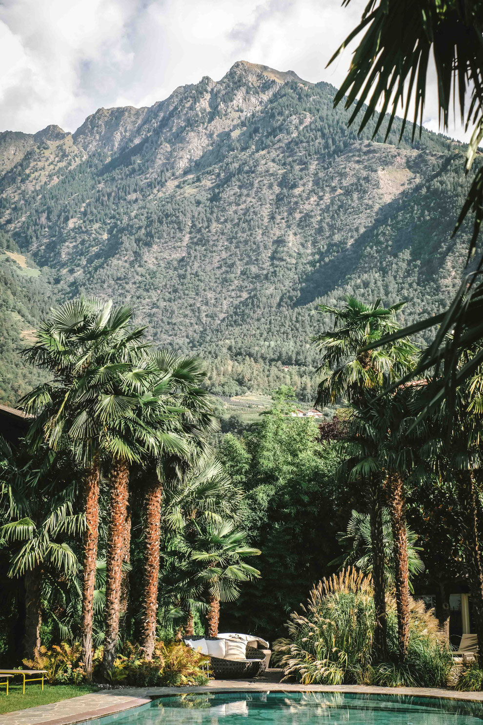 DAS DORNER, Boutiquehotel mit Wellness/Spa/Pool/Infinitypool - Algund bei Meran - Südtirol ... Member of Mountain Hideaways - die schönsten Hotels in den Alpen ©Mela Hipp _fullwidth-story-splash