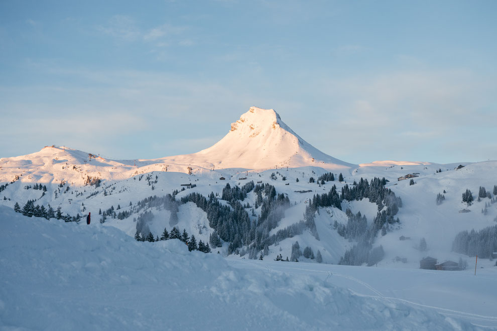 Liebeswanderweg - Winterwanderung in Damüls/Bregenzerwald/Vorarlberg - präparierter Winterwanderweg von Unterdamüls nach Oberdamüls, Wandertipp von #mountainhideaways ©Marika Unterladstätter