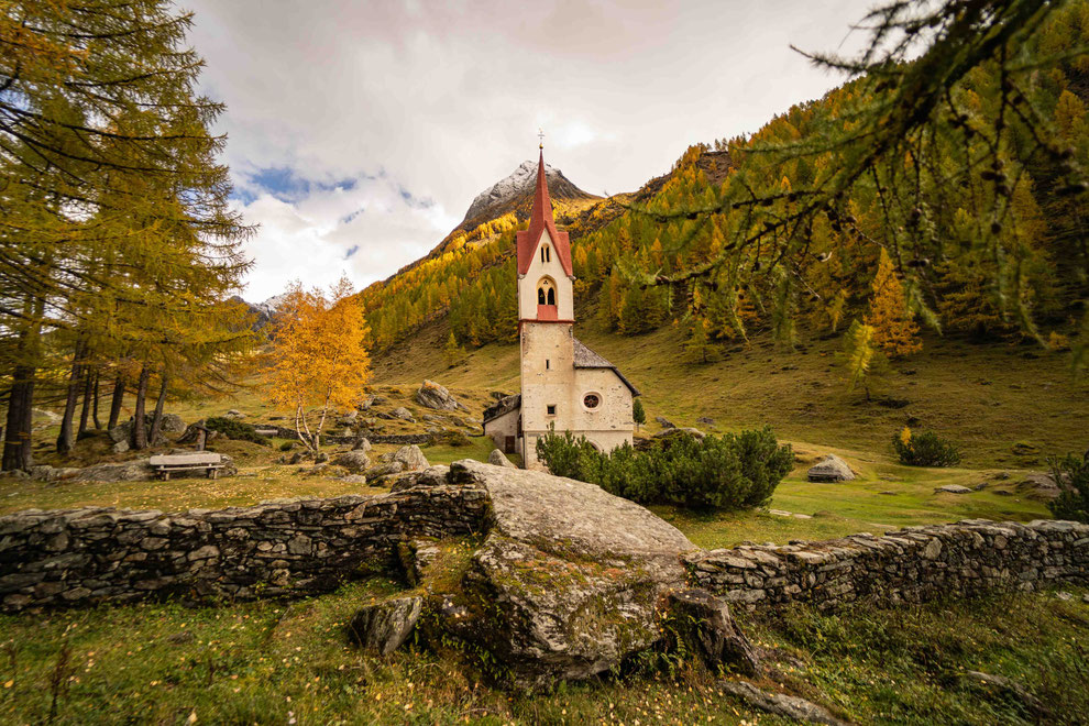 Heilig-Geist-Kapelle || AHRIA PURA APARTMENTS, Aparthotel, Sand in Taufers - Tauferer Ahrntal - Südtirol/Italien ... Member of Mountain Hideaways - die schönsten Hotels in den Alpen ©Lena Sulzenbacher