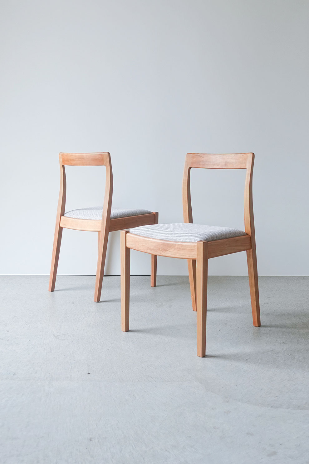 ダイニングチェア　サクラ無垢材　オーダー家具