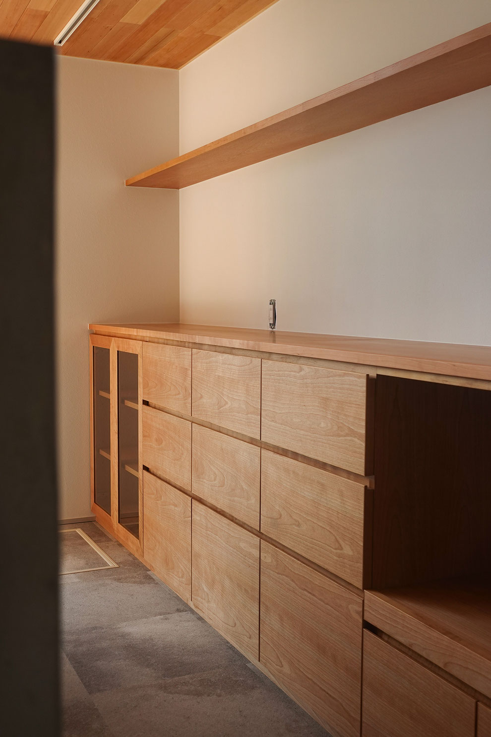 サクラ　カップボード　オーダー家具　クラスコファニチャー