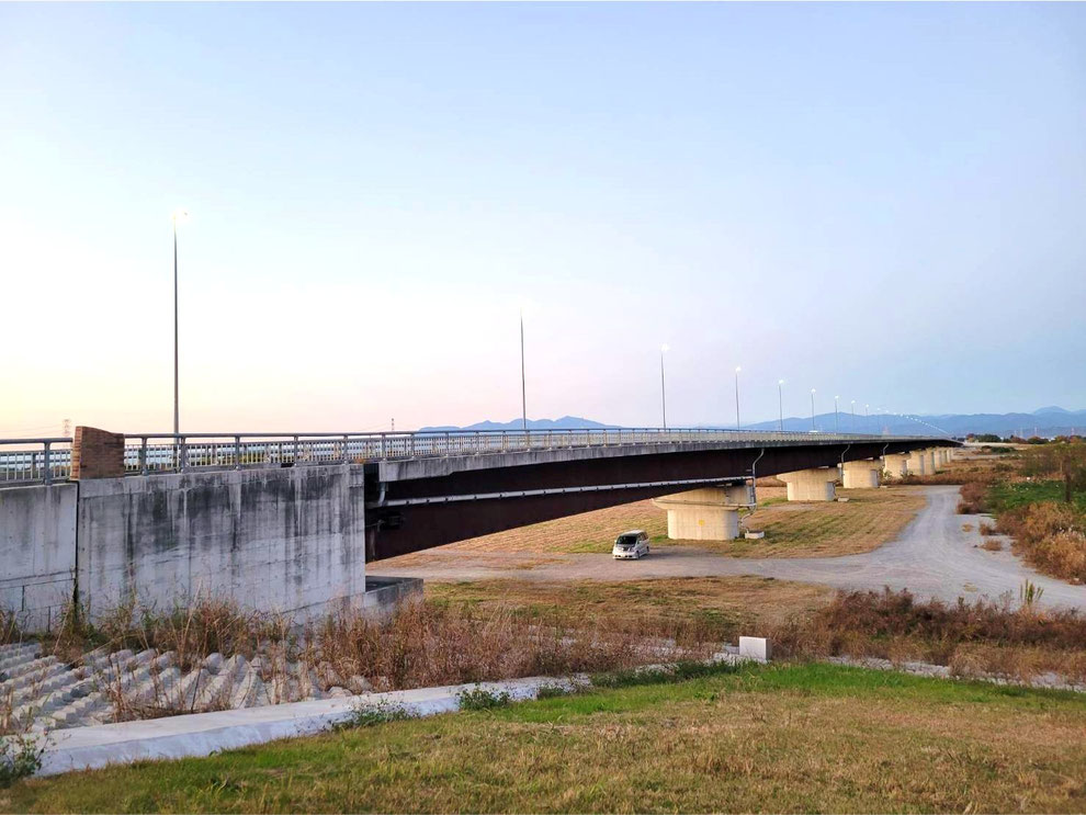 「現在の上武大橋」 ※中瀬からの眺め ~利根川、上武大橋、そして赤城山~