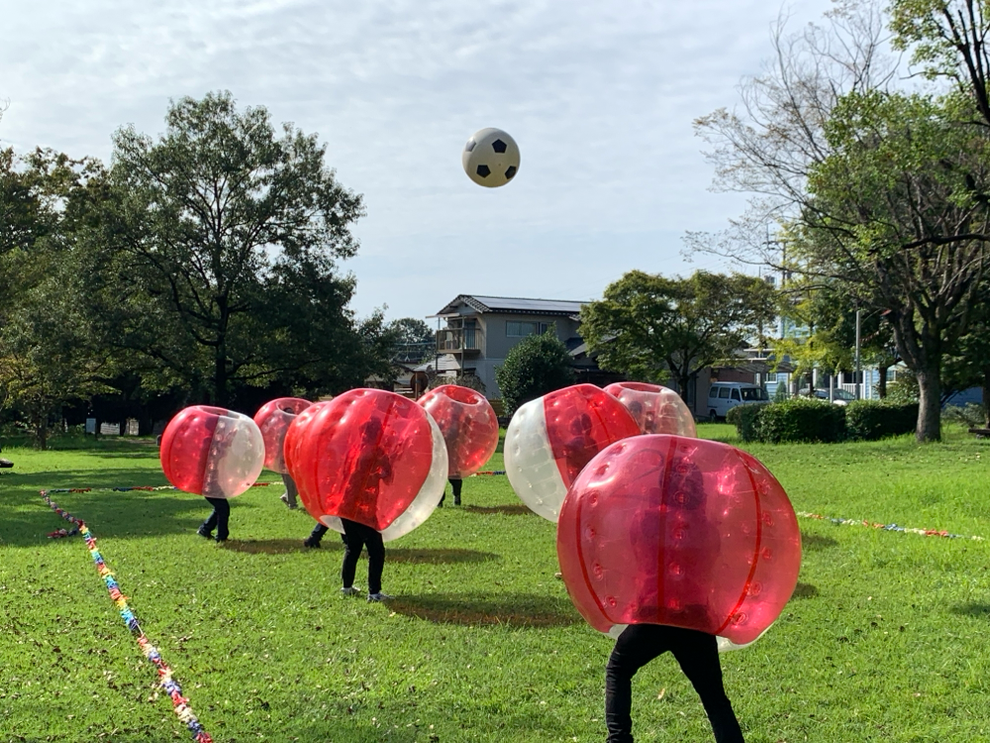 熊本で開催された企業イベント・バブルサッカー体験の様子