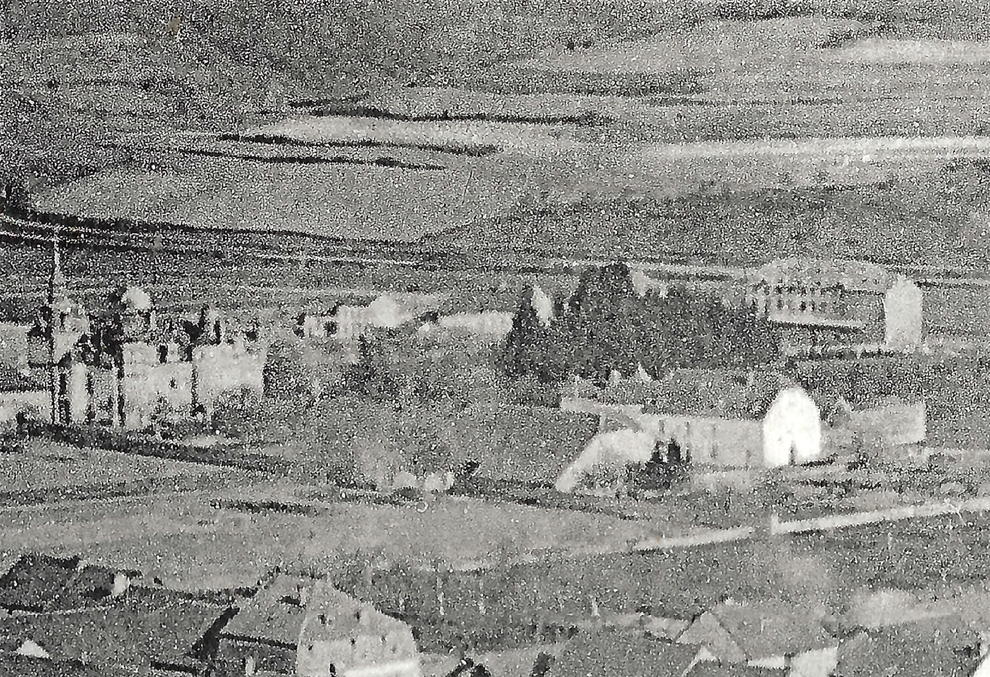 1923