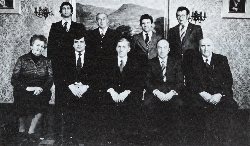 1. Rei: Joséphine Boden-Bartholomey, Fernand Weber, Jean Pleim, Jean Roeder, Jean-Pierre Poecker. 2. Rei: Paul Reinig, Charles Breyer, Adrien Zenner, Emile Bauler. Foto: Buch Bettendorf 1980, S. 382.