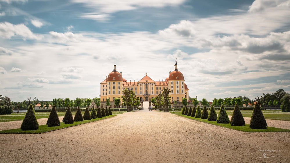 Schloss Moritzburg in Dresden mit Schlossgarten (Architekturfotograf Burgen & Schlösser)