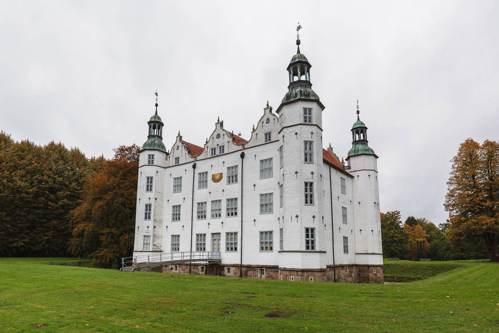 Schloss Ahrensburg in Ahrensburg in Schleswig-Holstein