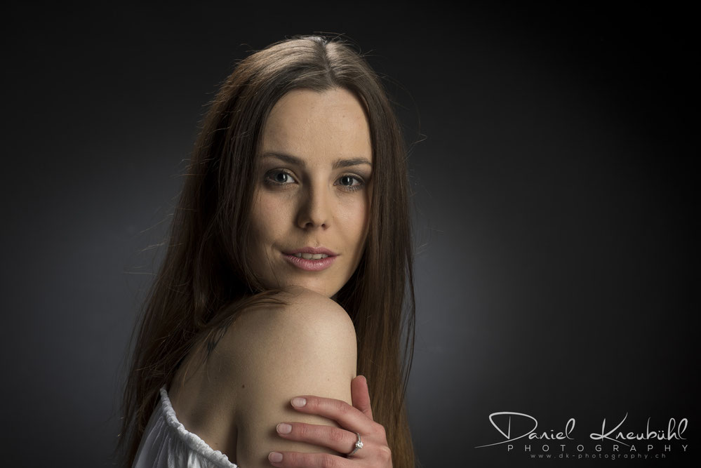 Model, Vivienne VS, Portrait, Beauty, photoadventure.ch, dk-photography.ch, Photographer/Fotograf: Daniel Kneubühl