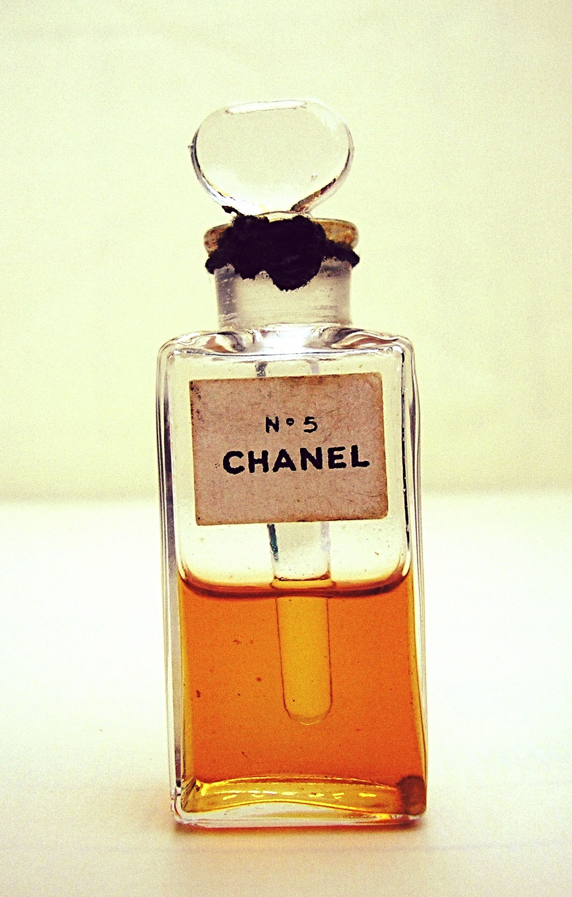 Chanel Miniatures N 5 Collectionsautourduparfum Par Annick Augu