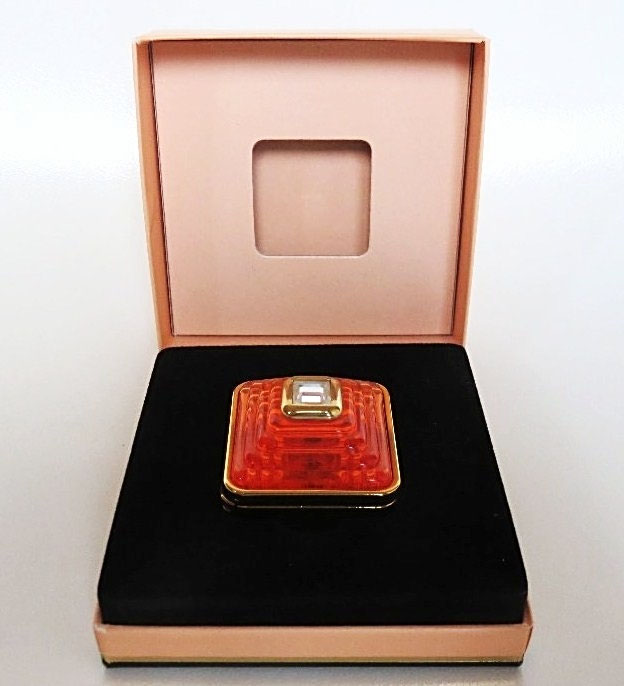 CONCRETES ou PARFUMS SOLIDES collectionsautourduparfum par Annick Augu