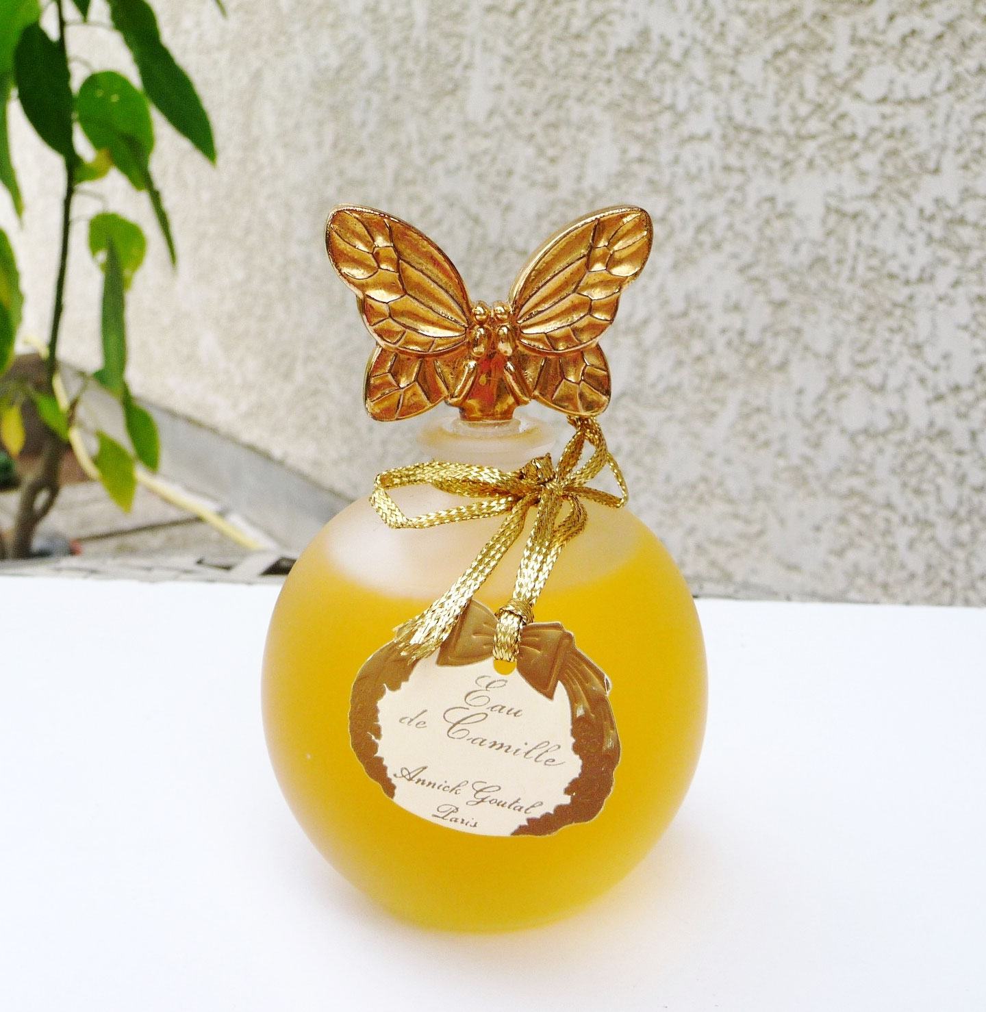 FLACONS BOULE - collectionsautourduparfum par Annick Augu