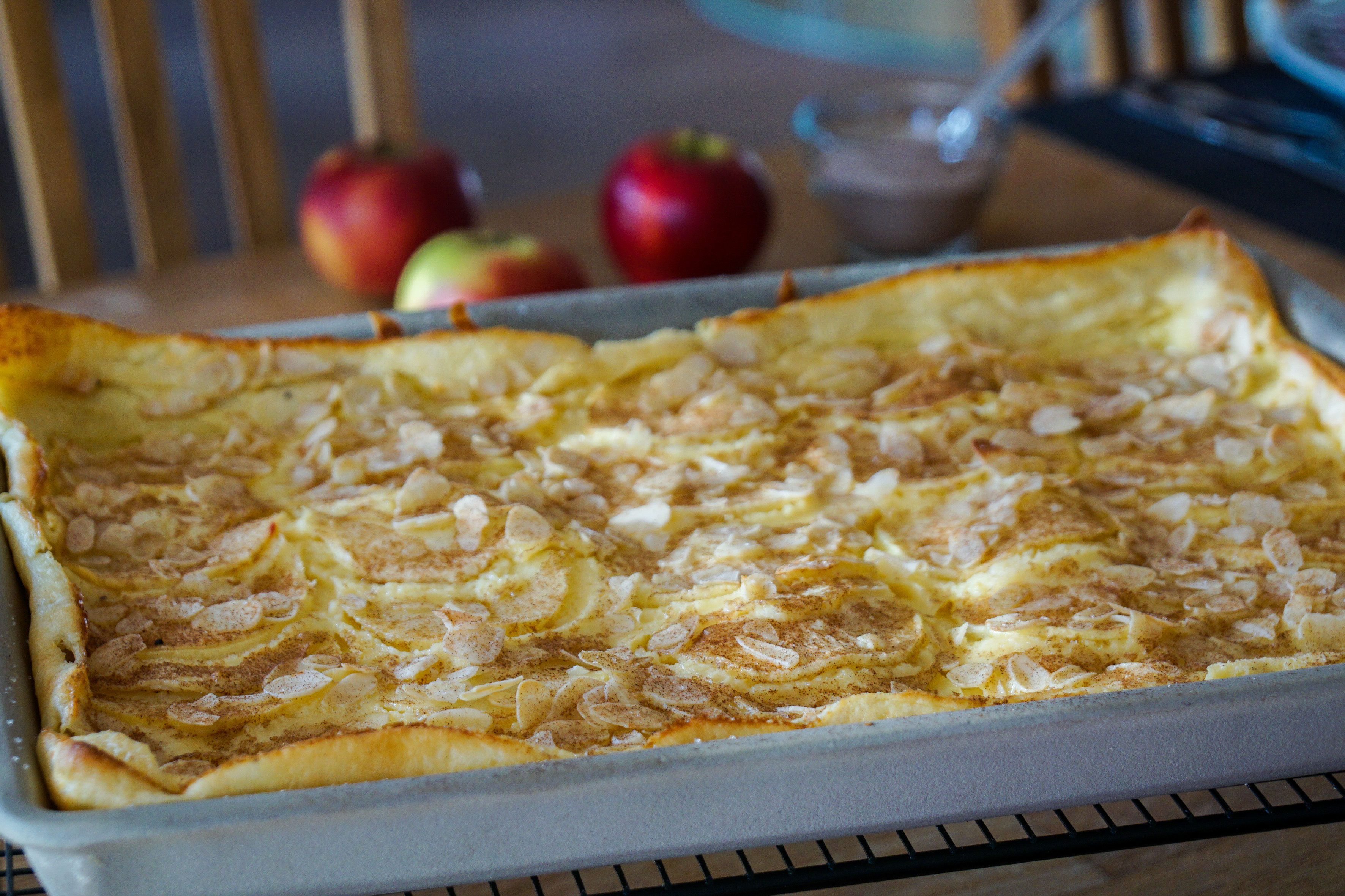 Apfel-Pfannkuchen aus dem Ofen - Tines Ofengenuss