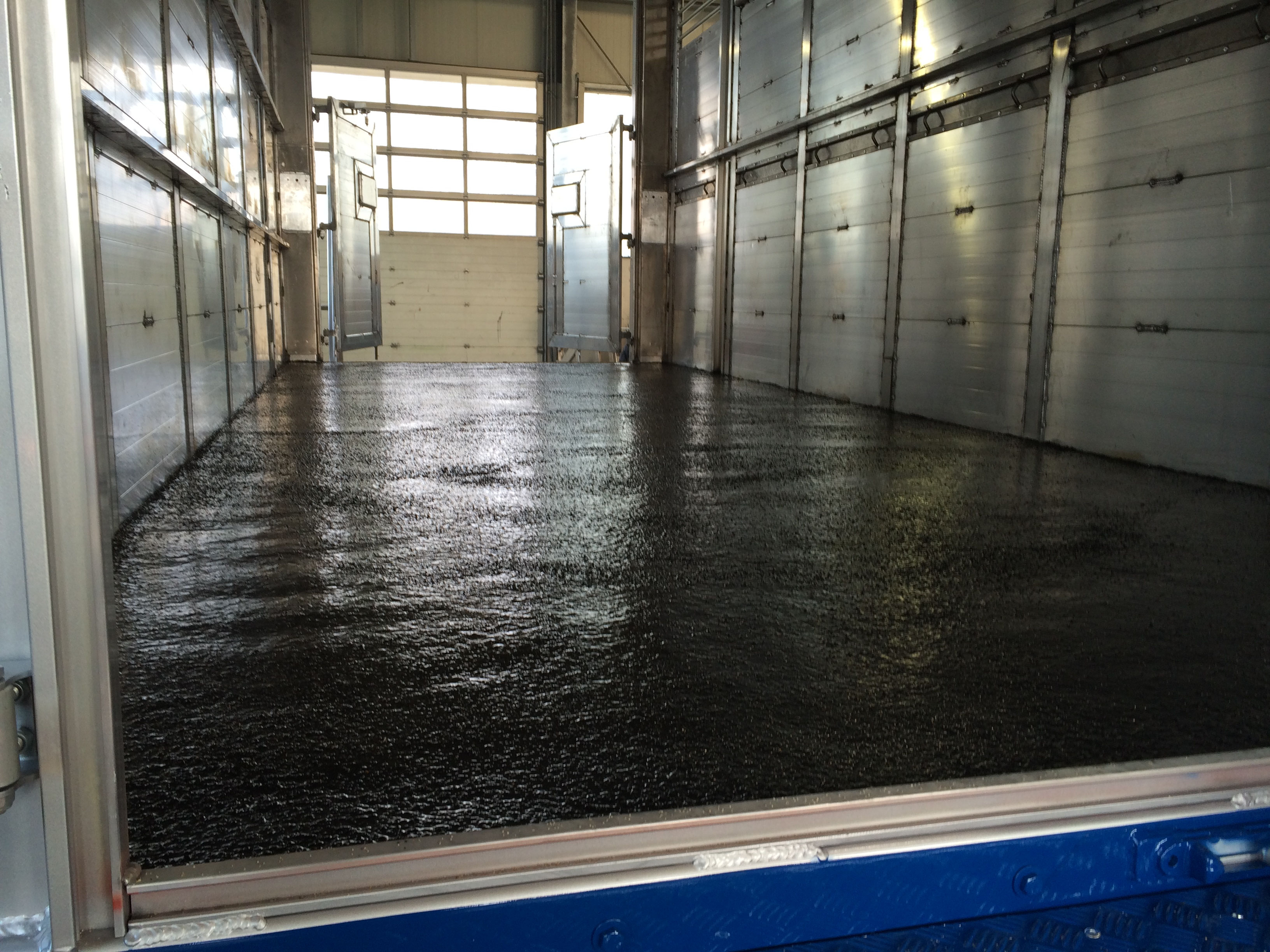 Rubber flooring for Trucks and trailers SAGUSTU