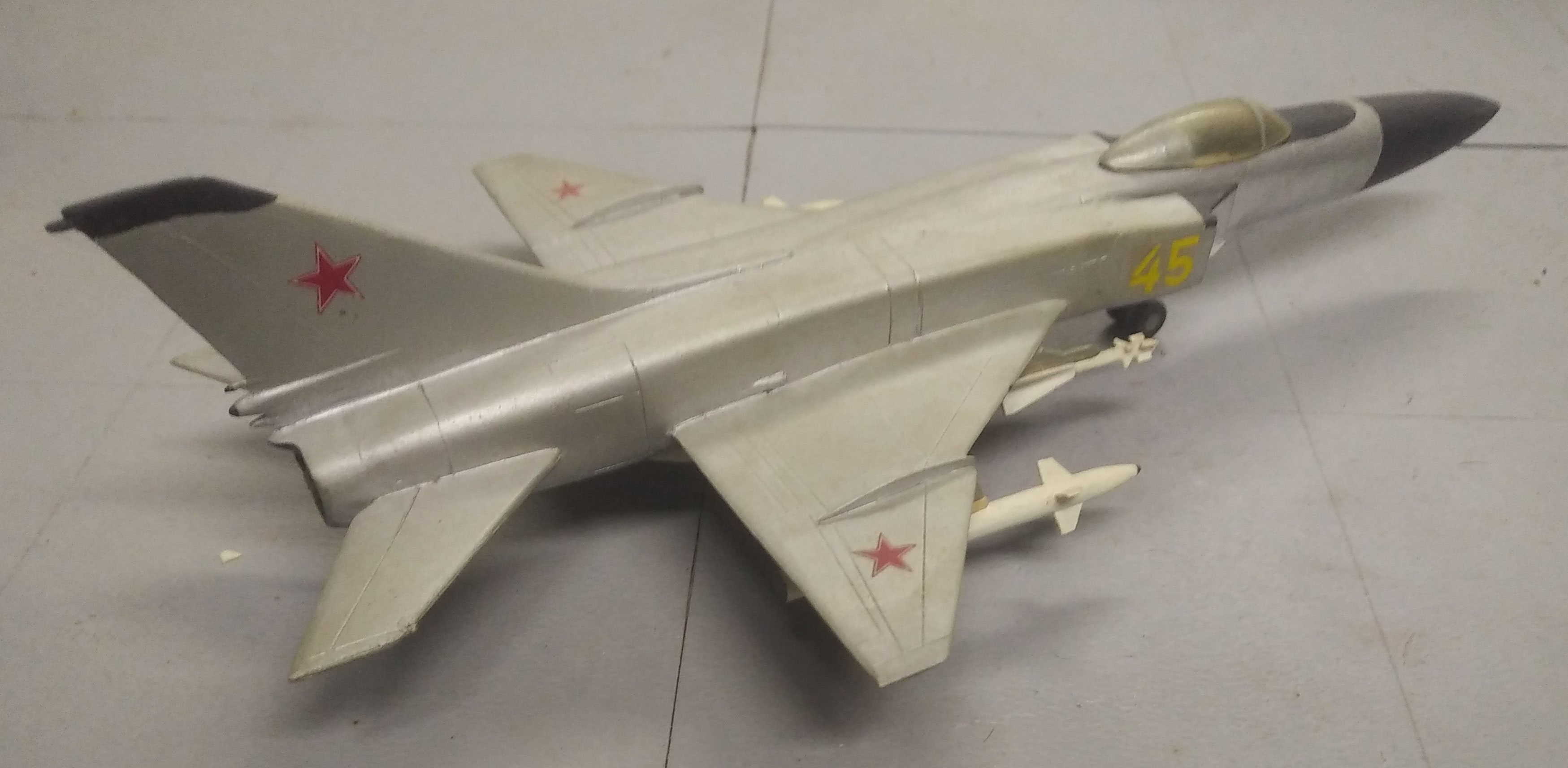Soviet Aircraft Vacuforms; Alex Hunger - rareplanes