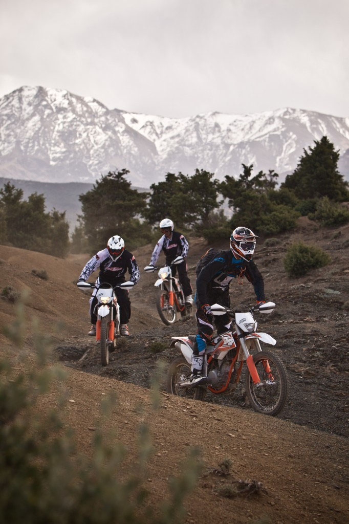 KTM 車・バイク・自転車 KTM フリーライド250r外装一式、シート