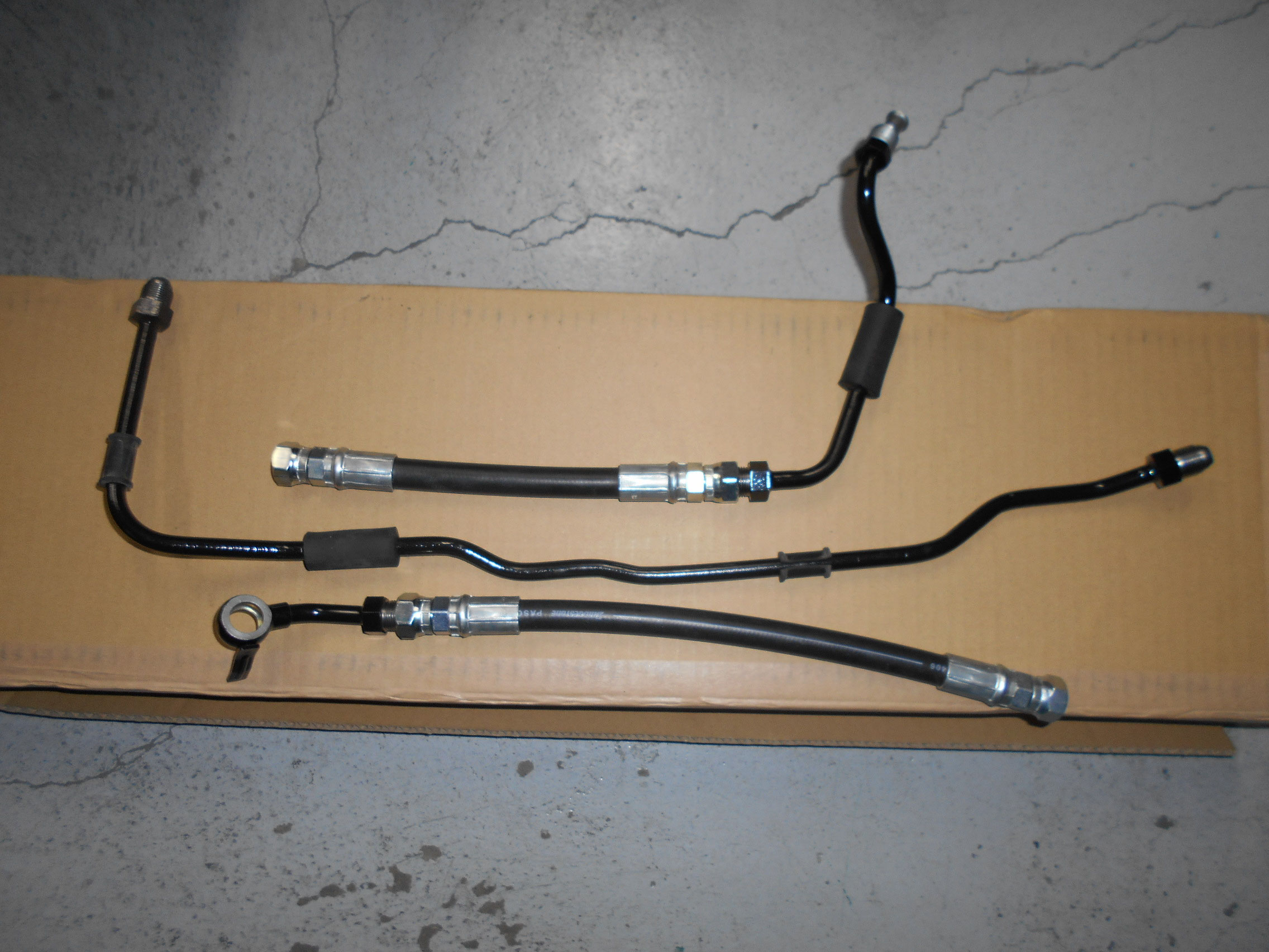 AE86トレノ パワステフルード漏れ修理 - トミサトレーシング